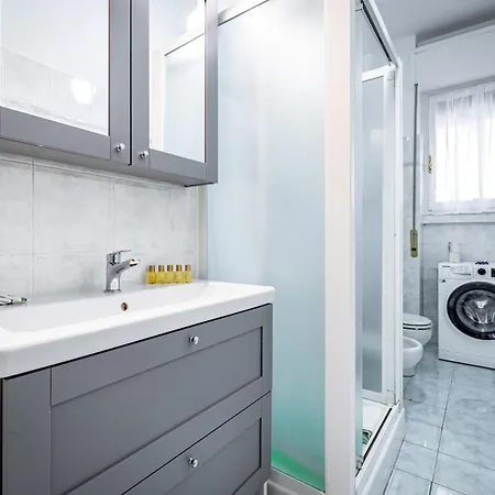 Yd Bright 2 Bedrooms, Equipped Kitchen Apartament *