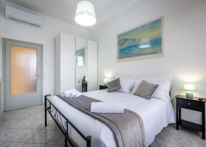 Yd Bright 2 Bedrooms, Equipped Kitchen *