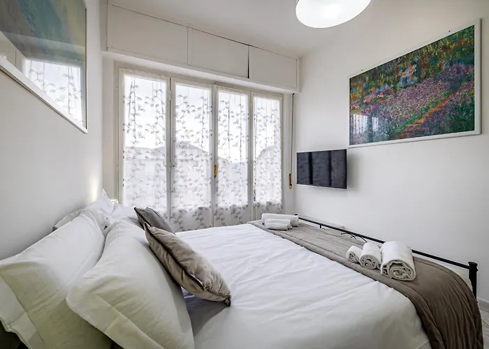 Yd Bright 2 Bedrooms, Equipped Kitchen *